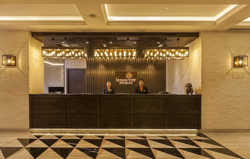 Lemon Tree Premier City Center Πούνε Εξωτερικό φωτογραφία